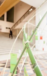 Un’installazione per ringraziare tutti i partecipanti alla premiazione dei “Sette Green Awards” (premio per le eccellenze in campo ambientale) a Milano presso la Triennale. Ambiente, green green economy, allestimento, interior design, bamboo, bambù, filippa lagerback, rcs, Corriere della sera, sette, Rizzoli Mediagroup, Bambuseto