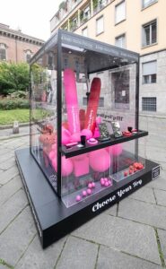 L’istallazione di Diego Dalla Palma in Piazzetta Brera