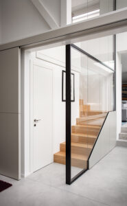 Recupero e ampliamento di una villa a Ginevra design by 23bassi