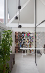 Recupero e ampliamento di una villa a Ginevra design by 23bassi