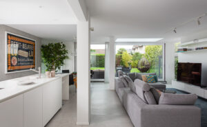 Recupero e ampliamento di una villa a Ginevra design by 23bassi