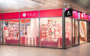 Veralab Pop up store Napoli Centrale