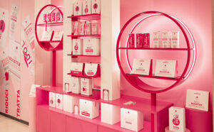 Veralab Pop up store Napoli Centrale