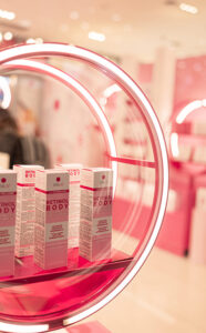 Veralab Pop up store Napoli Centrale