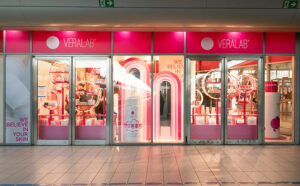 Veralab Pop up store Napoli Centrale