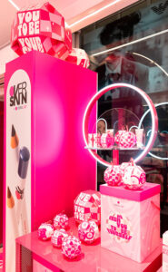Il temporary shop di Veralab e Overskin in Stazione Termini a Roma