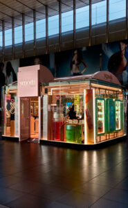 Il pop up store di Yepoda in Stazione Termini a Roma