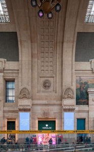 Il nuovo permanent store di Veralab e Overskin in Stazione Centrale a Milano
