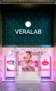 Il nuovo permanent store di Veralab e Overskin in Stazione Centrale a Milano