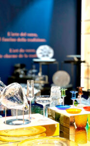 Lo stand IVV a La maison e L'Object a Parigi 2024 progettato da 23bassi