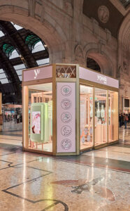 Il nuovo pop up store di Yepoda in Stazione Centrale a Milano progettato da 23bassi