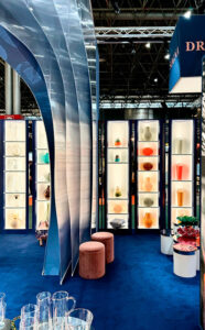 Lo stand IVV a La maison e L'Object a Parigi 2024 progettato da 23bassi
