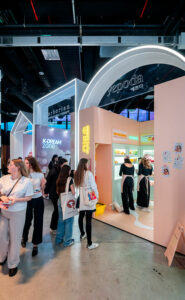 un minimarket coreano di skincare firmato 23Bassi tra neon, pop design e K-beauty da provare!