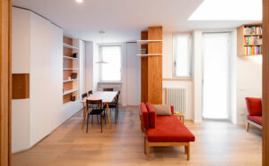 Casa Wabi Sabi: un piccolo appartamento a Milano dal design essenziale