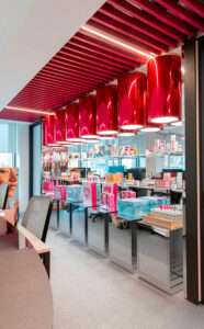 Uffici Veralab – Progettazione uffici e personalizzazione degli spazi nel building Roncaglia 12, Milano